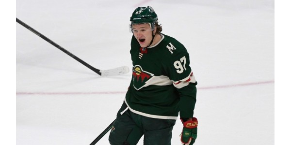 Kirill Kaprizov ravi de revenir au jeu avec le maillot du Minnesota Wild à nouveau Kirill Kaprizov ravi de revenir au jeu avec le maillot du Minnesota Wild à nouveau